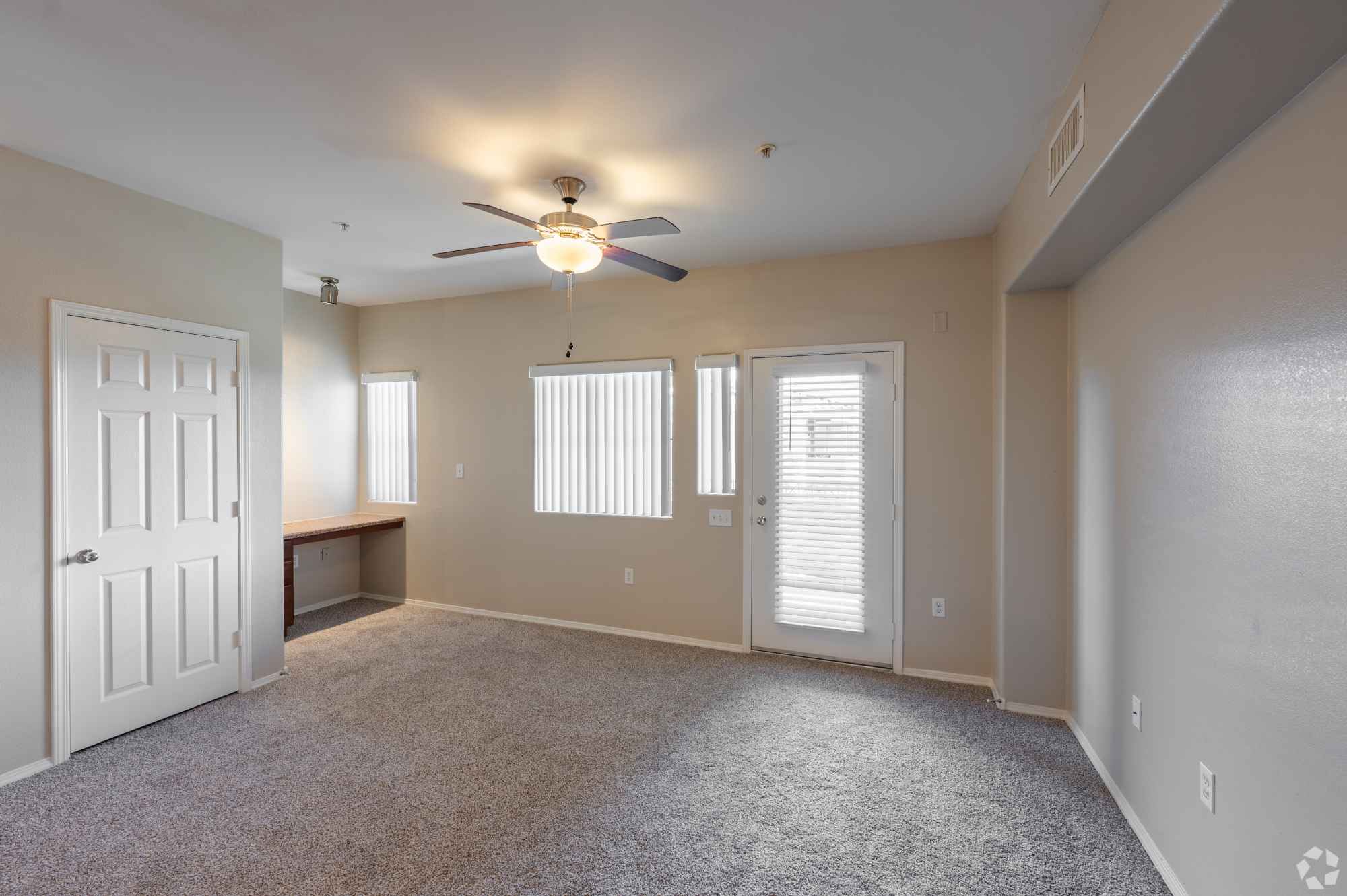 Apartment Livingroom 1